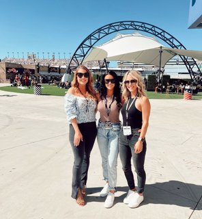 Kaitlyn Vincie feet photo 9