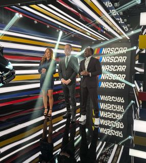 Kaitlyn Vincie feet photo 4