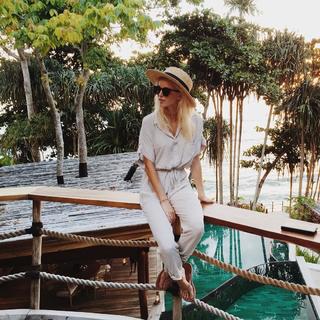 Kaitlynn Carter feet photo 11