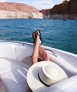 Kaitlynn Carter feet photo 14