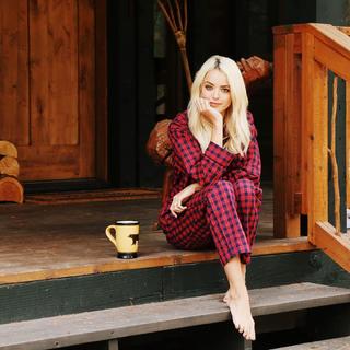 Kaitlynn Carter feet photo 10