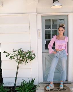 Kaitlynn Carter feet photo 1