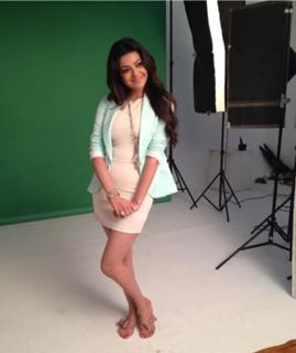 Kajal Aggarwal feet photo thumbnail