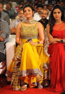 Kajal Aggarwal feet photo thumbnail