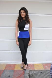 Kajal Aggarwal feet photo thumbnail