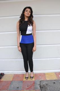 Kajal Aggarwal feet photo thumbnail