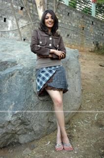 Kajal Aggarwal feet photo thumbnail