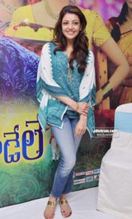 Kajal Aggarwal feet photo thumbnail