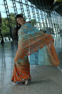 Kajal Aggarwal feet photo thumbnail