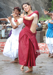 Kajal Aggarwal feet photo thumbnail