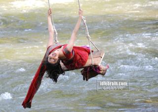 Kajal Aggarwal feet photo thumbnail