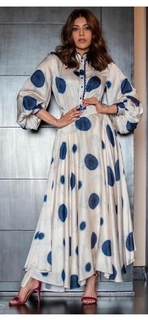 Kajal Aggarwal feet photo thumbnail