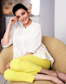 Kajal Aggarwal feet photo thumbnail