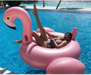 Kajal Aggarwal feet photo thumbnail