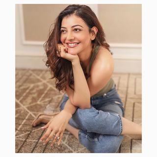 Kajal Aggarwal feet photo thumbnail