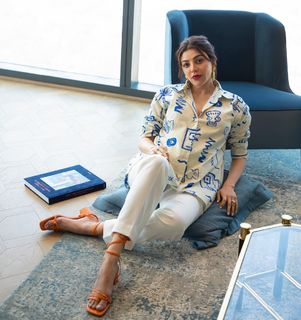 Kajal Aggarwal feet photo thumbnail