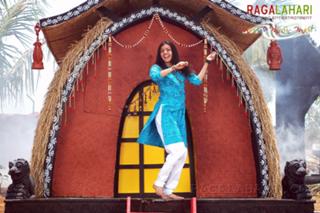 Kajal Aggarwal feet photo thumbnail