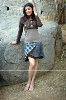 Kajal Aggarwal feet photo thumbnail
