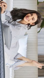 Kajal Aggarwal feet photo thumbnail