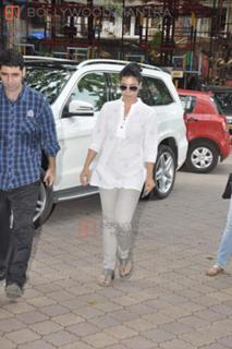 Kajol feet photo thumbnail