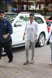 Kajol feet photo thumbnail