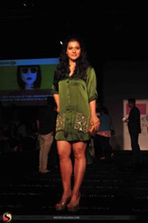 Kajol feet photo thumbnail