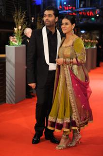 Kajol feet photo thumbnail