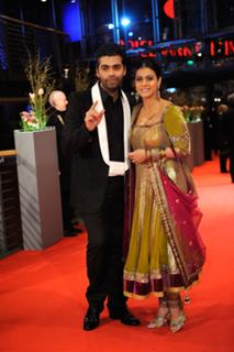 Kajol feet photo thumbnail