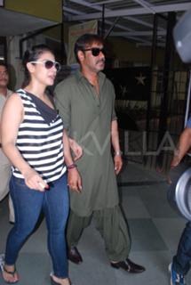 Kajol feet photo thumbnail