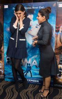 Kajol feet photo thumbnail