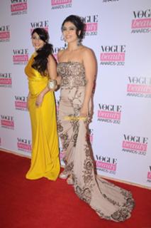 Kajol feet photo thumbnail