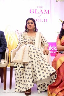 Kajol feet photo thumbnail