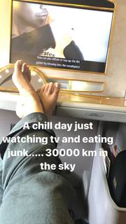 Kajol feet photo thumbnail