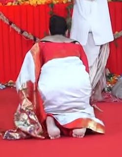 Kajol feet photo thumbnail