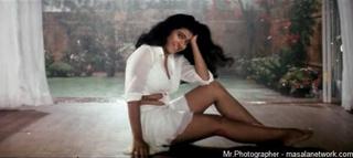 Kajol feet photo thumbnail