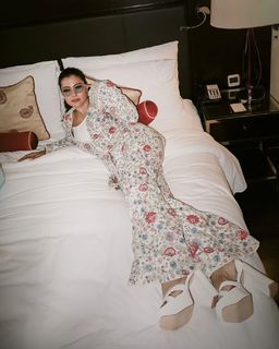 Kajol feet photo thumbnail
