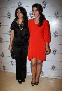 Kajol feet photo thumbnail