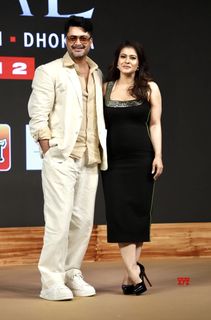Kajol feet photo thumbnail