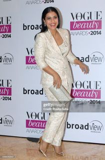 Kajol feet photo thumbnail