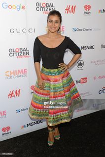 Kajol feet photo thumbnail