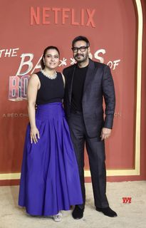 Kajol feet photo thumbnail