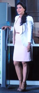 Kajol feet photo thumbnail