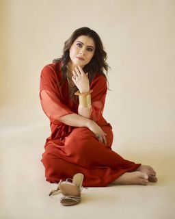 Kajol feet photo 4