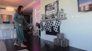 Kalani Hilliker feet photo thumbnail