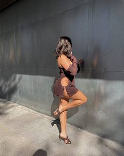 Kalani Hilliker feet photo thumbnail