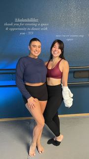 Kalani Hilliker feet photo thumbnail