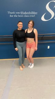 Kalani Hilliker feet photo thumbnail