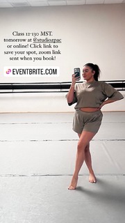 Kalani Hilliker feet photo thumbnail