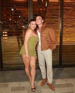 Kalani Hilliker feet photo thumbnail