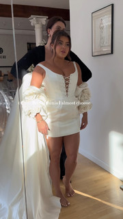 Kalani Hilliker feet photo thumbnail